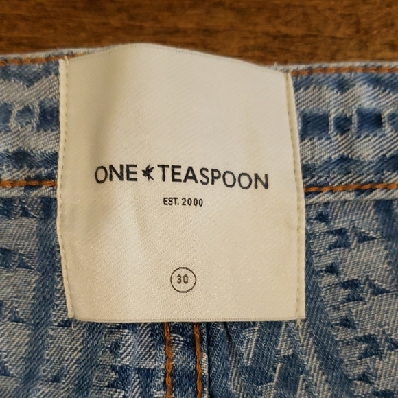 One Teaspoon Patterned Light Blue Bandits Women's Shorts 30 - Picture 3 of 7